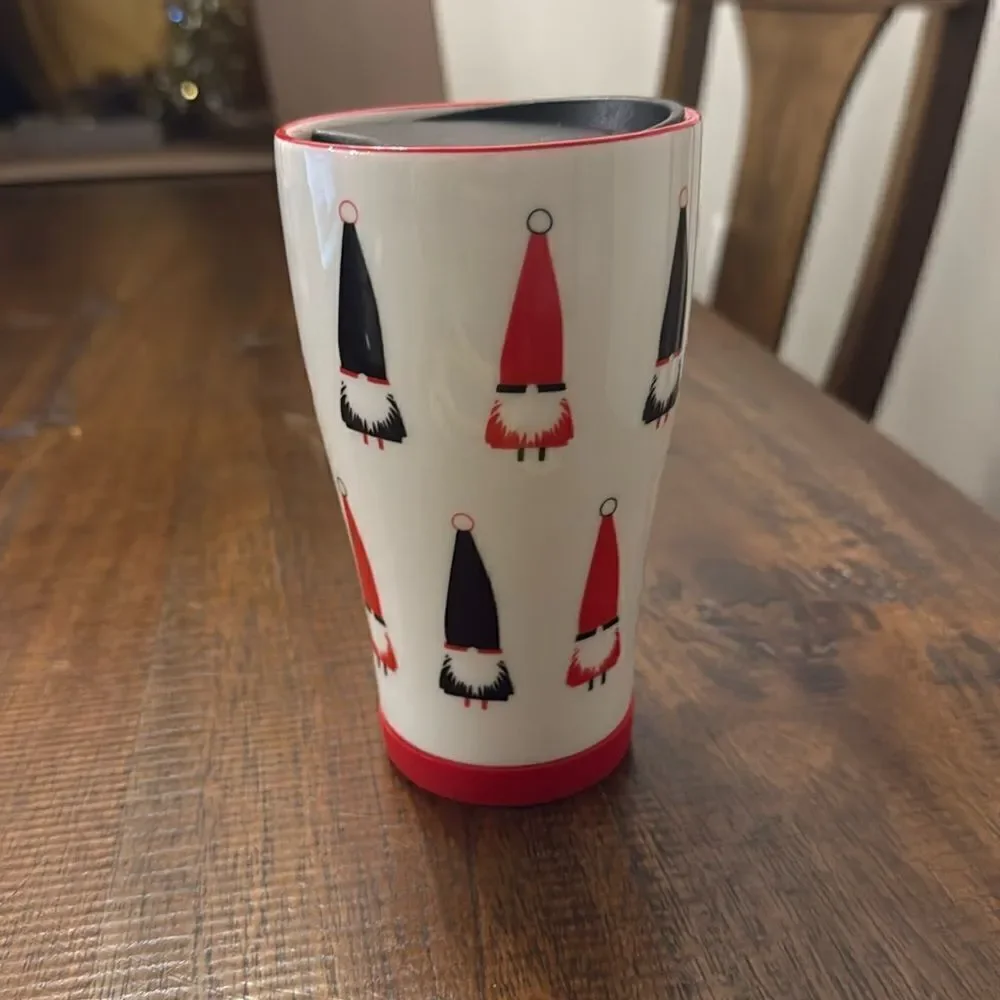 N/A holiday gnome